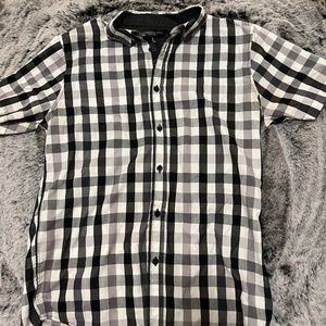 London Fog Mens Button Down Short Sleeve Shirt - Size Small